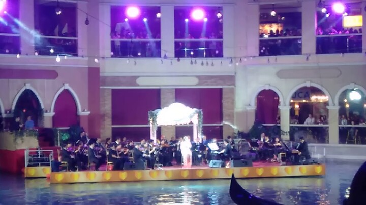 Akin Ka Na Lang - Morissette Amon with Manila Philharmonic Orchestra