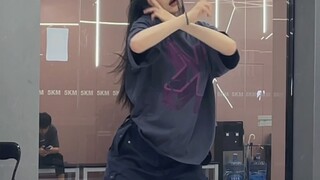 Yeojin编舞《Rotate》，再次减肥[喜欢][喜欢][喜欢]