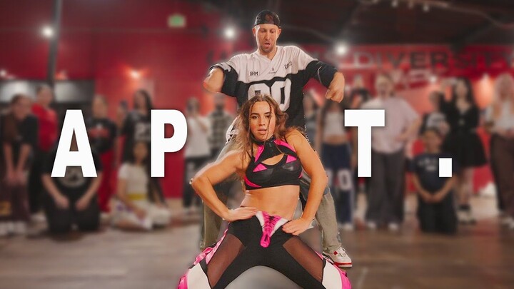 ROSÉ _ BRUNO MARS - APT. _ Matt Steffanina _ Koreografi Enola Bedard