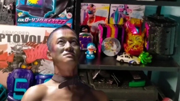 Khi mẹ tôi hỏi những bông hoa đầy màu sắc này là gì,