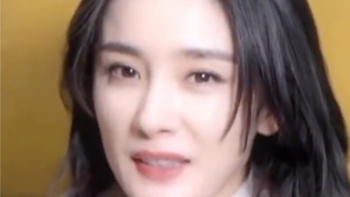 Aside from Nicholas Tse, could it really be him who makes Yang Mi’s eyes light up?