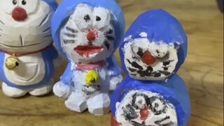 Selain ukiran kayu Doraemon, saya juga melakukan upaya yang berani