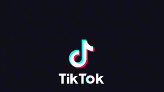 HOT TIKTOKER