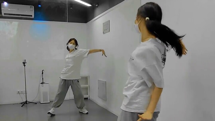 [Small Town Summer Mirror Version] Simple but tutorial || Can be danced at the opening ceremony of t