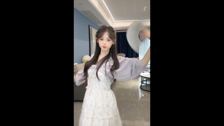 Send My Feelings with the Bright Moon — I’m Not a Lobster!