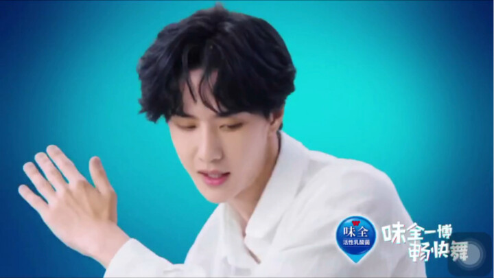 [หวังอี้ป๋อ] WOC ยิ่งดูก็ยิ่งติดใจ ผมดูแค่ 850 รอบเอง แต่ยิ่งดูก็ยิ่งคุ้นๆ DD สอน XZ เหรอเนี่ย
