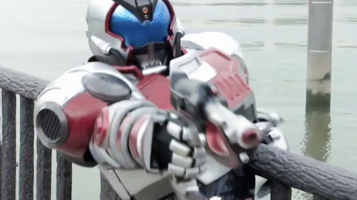 "Hand over the Transformer, I will be the only knight left."