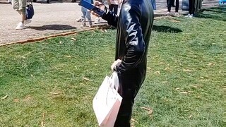 Large-scale documentary Rebirth: I caught the liar who stole my suit at the comic convention