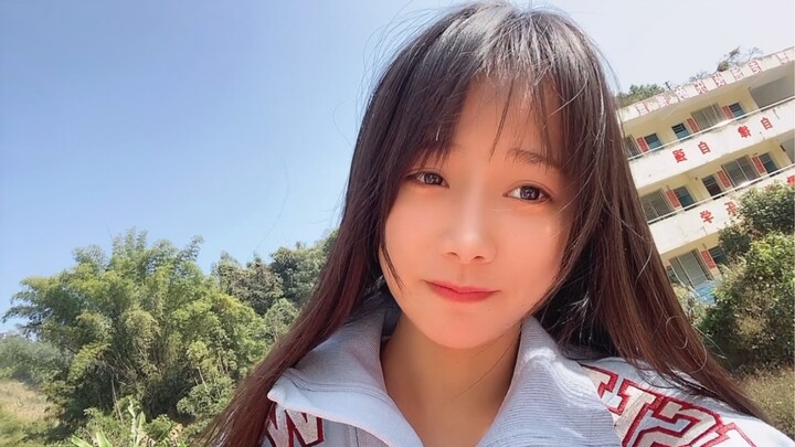肯定是吃辣条胖了 哈哈
