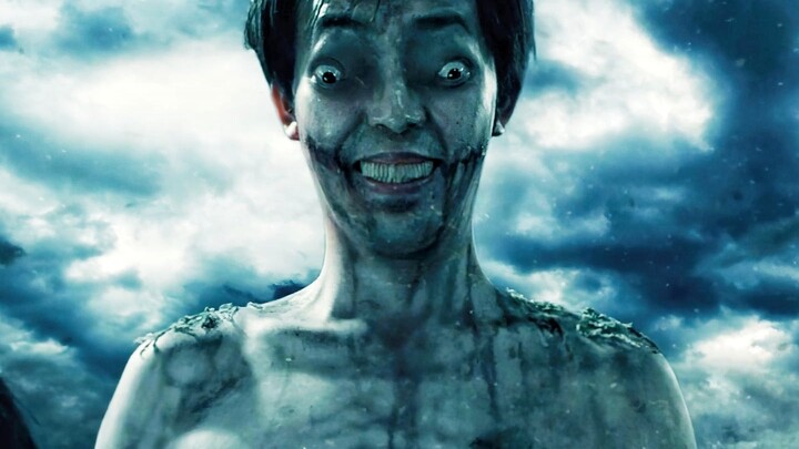 العملاق المرعب يعامل البشر كطعام.. لم يتبقَّ من البشر سوى الثلث في «هجوم العمالقة»!