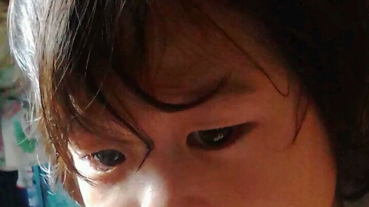 anak ko na umiyak tumigil pag picture ko