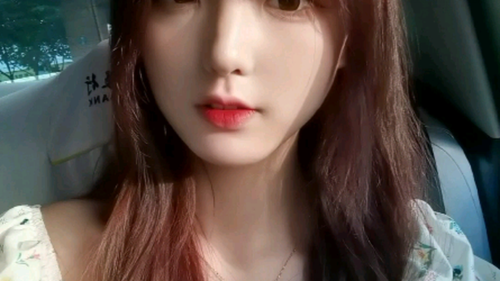 Those destined to meet can rewind time and return to the past.