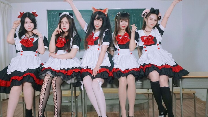 The skirt is swinging, so cute