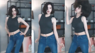 Livestream Cover vũ đạo Hàn của LAYSHA
