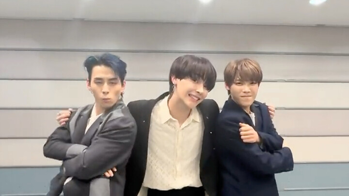 &TEAM / TikTok update: 230216 New Day 🕺🏻✨ Featuring INI’s Kimura Masaya and Nishikoujin (Nicholas)