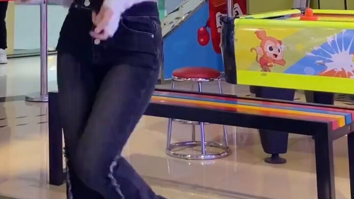 E-Dance Fame (G) I-DLE-Nxde (เปลือย) บล็อกเกอร์เครื่องเต้นกลับมาแล้ว