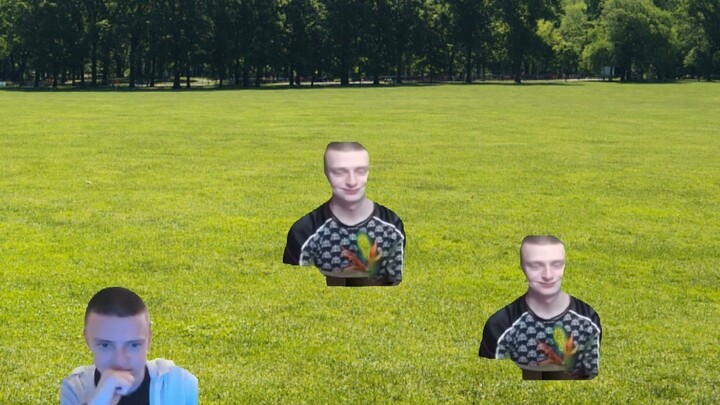 当我参加陌生人的转瓶子游戏时