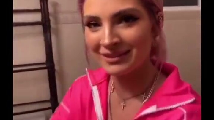 Pacar yang punya keinginan bertahan hidup yang sangat kuat