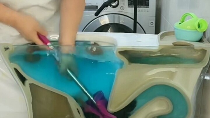 Hiện trường sự cố khi bán hàng trực tiếp quy mô lớn