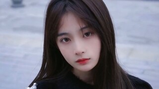 “Có lẽ chỉ khi từ bỏ, anh mới có thể đến gần em hơn, và chỉ khi anh không còn nhìn thấy em nữa, em m