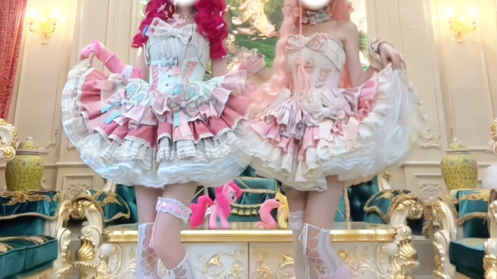 Kelompok Kuda Kecil Otoritatif! Versi Berpakaian Tahun Kuda Part 2