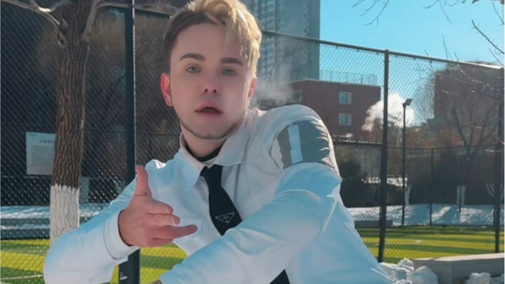 Đã bỏ túi hạng ba xuống.