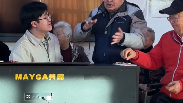 Director Zhang: What else would you like me to teach? Let me know in the comments! #apt #singing