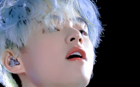 วีสุดเซ็กซี่ ออกลวดลายความเจ้าชู้