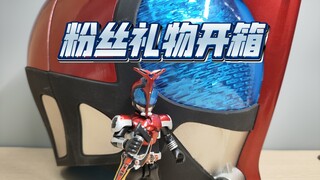 开箱粉丝礼物:一比一3D打印假面骑士甲斗头盔
