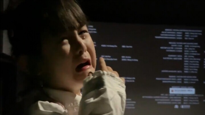 Saya mengajak putri saya yang berusia 5 tahun menonton film "Nanjing Photo Studio". Ia menangis ters