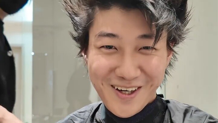 Koreans become Super Sai Ajin