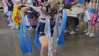 BW上气得跺脚脚的小卡 韩国coser Leedo0804老师
