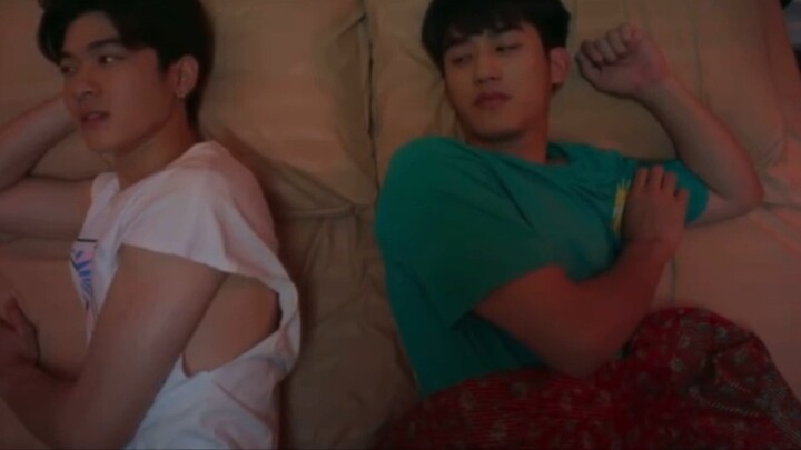 Junior Brother: Saya ingin mencium Senior: Ayolah "You Are My Clear Sky" Episode 6 (2)