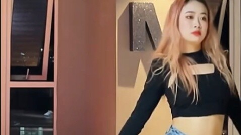 100 Basic Jazz Dance Skills (Issue 19)