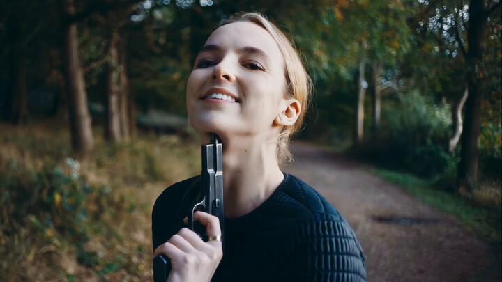 أنا أتوق إلى شخص يحبني بشدة حتى الموت، مدركًا أن الحب عظيم مثل الموت.