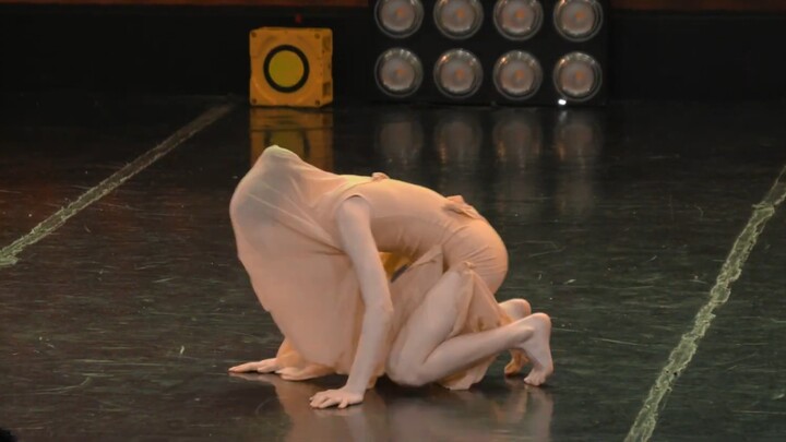 Russian Barefoot Contemporary Dance “Harmony in Disharmony”