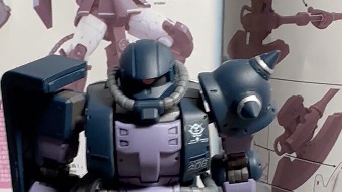 Ngôi sao ba màu đen GTO cao, săn chắc, hơi bùi nhưng đẹp trai (credit to Bandai)