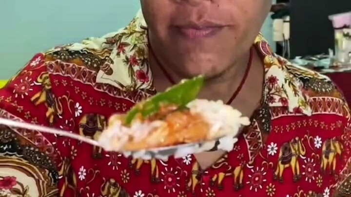 Thailand’s Unforgettable Spicy Stir-Fried Stingray