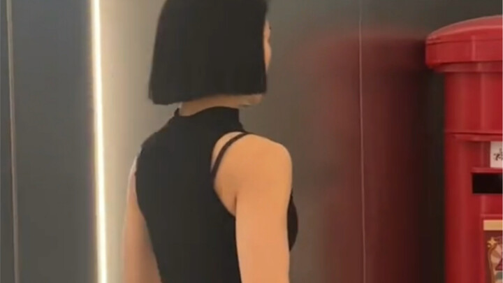 เมื่อหุ่นยนต์ขึ้นลิฟต์ ~ ซ้อม "Amazing Dance Club 2"