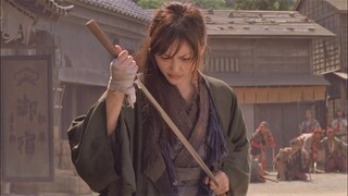 Blind Woman Turns Out To Have Deadly Sword Skills, Even 100 Yakuza Are No Match For Her