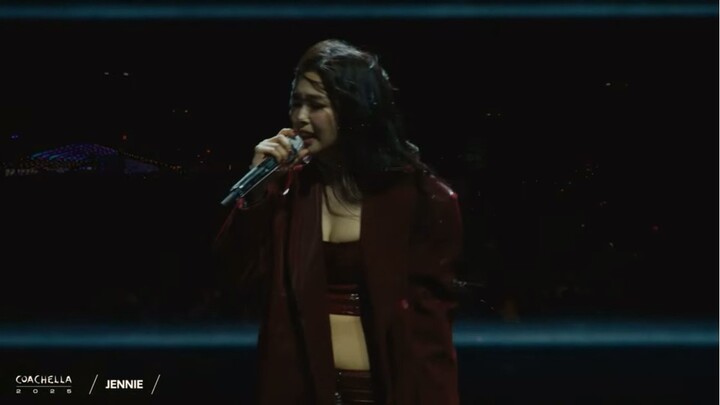 Jennie Coachella 2025 Day 1