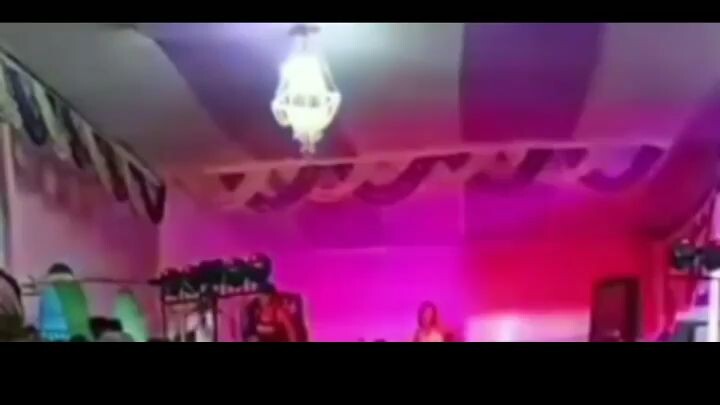 Duet dance artis dan penonton,,,