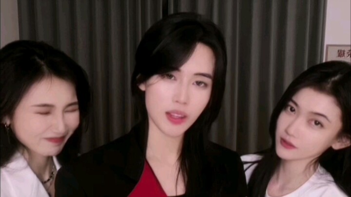 [Yi Shier] This dance really got Ma Tianlong hyped up!