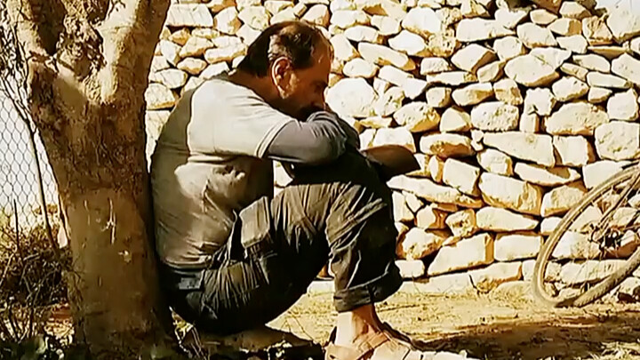 ผู้ชายออกทะเลไปตกปลา แต่กลับจับได้หมูตัวหนึ่ง นี่ไม่ใช่หมูธรรมดาแน่นอน!