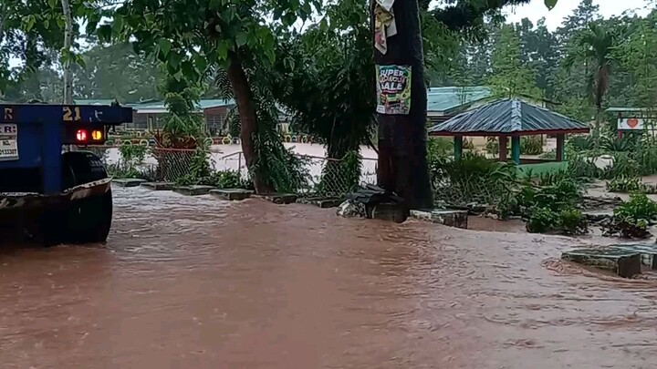 Grabing baha. Pati school sobrang naapektohan.