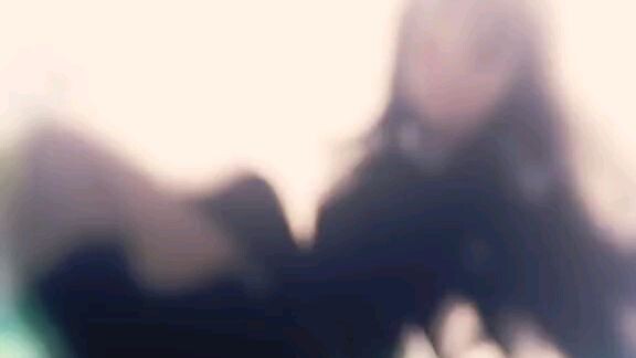 "Nếu ai yêu trước là kẻ đó thua thì có lẽ tớ đã thua từ lâu rồi"