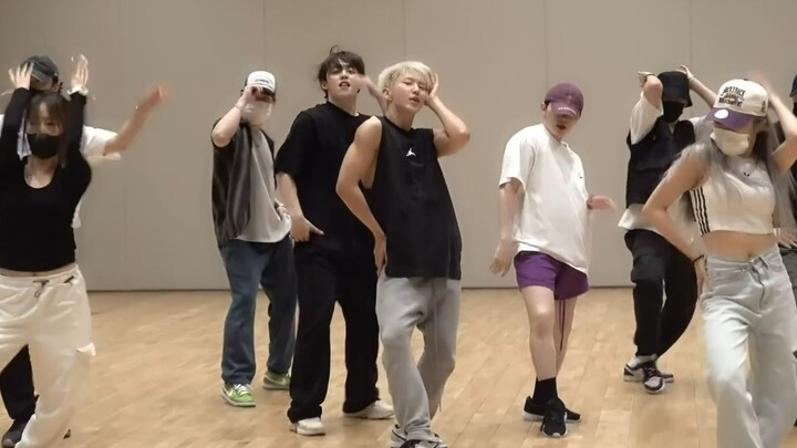 Everybody come with me