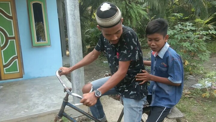 Vidio Lucu bahasa banjar