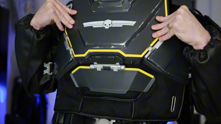 Fast and convenient individual combat gear!