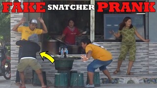 FAKE SNATCHER PRANK